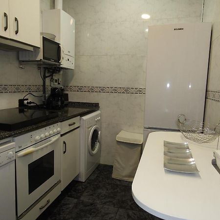 Spacious Aptmt Close To Pl Universidad And Pl Catalunya, 2,5 Bedrooms, Balcony, Heating, Elevator Min 31 Nights Barcelona Zewnętrze zdjęcie