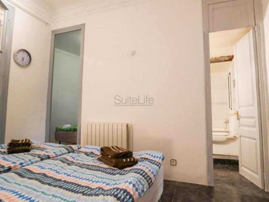 Spacious Aptmt Close To Pl Universidad And Pl Catalunya, 2,5 Bedrooms, Balcony, Heating, Elevator Min 31 Nights Barcelona Zewnętrze zdjęcie